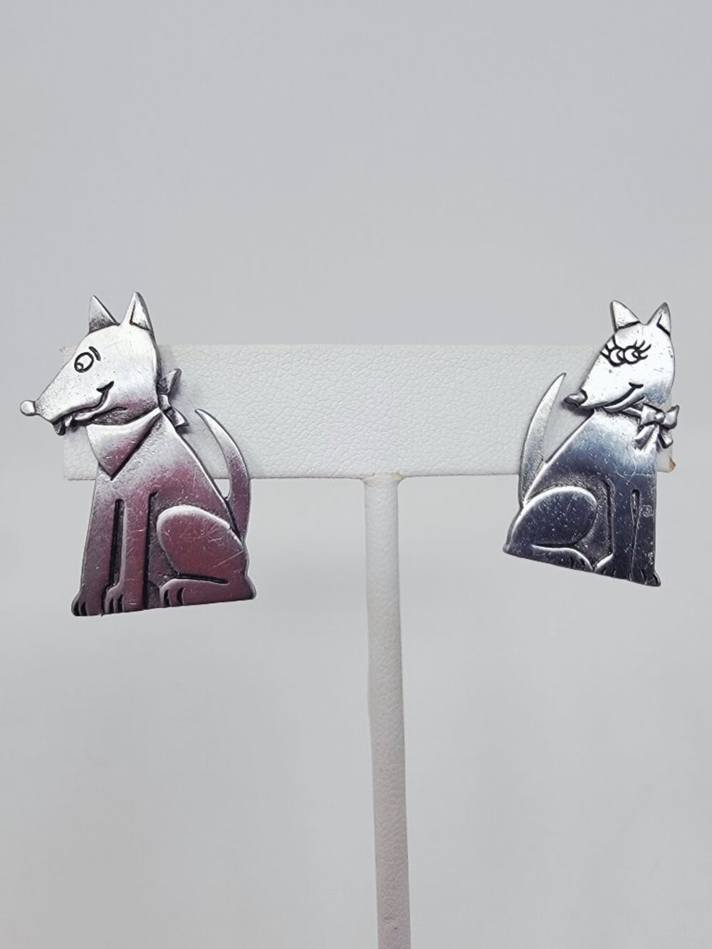 JJ Jonette Boy Girl Puppy Dog Cute Vintage Pewter Earrings